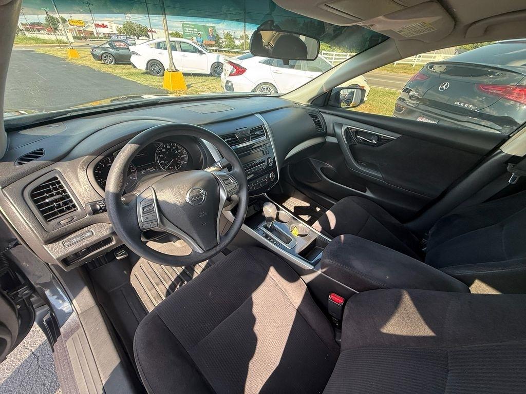 Nissan Altima 2.5 S 2013