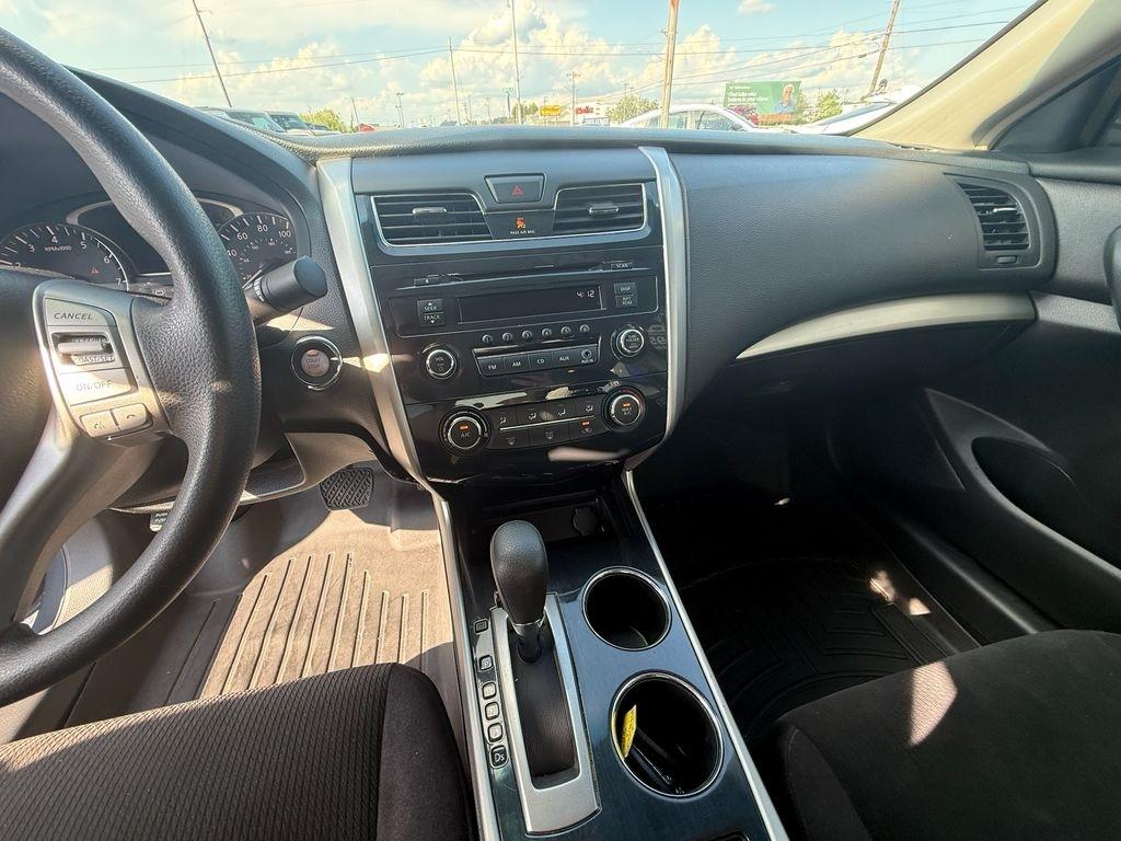 Nissan Altima 2.5 S 2013