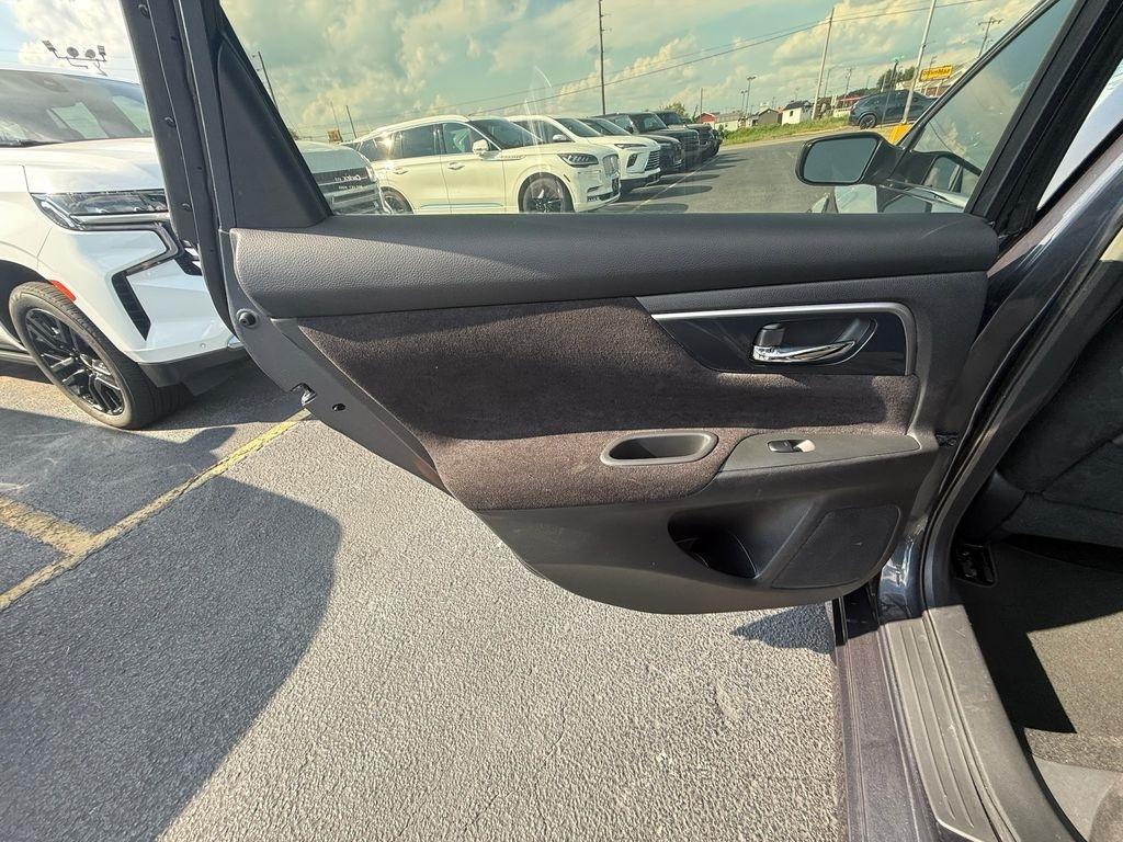 Nissan Altima 2.5 S 2013
