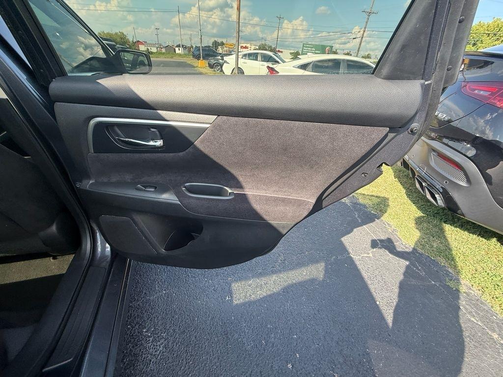 Nissan Altima 2.5 S 2013