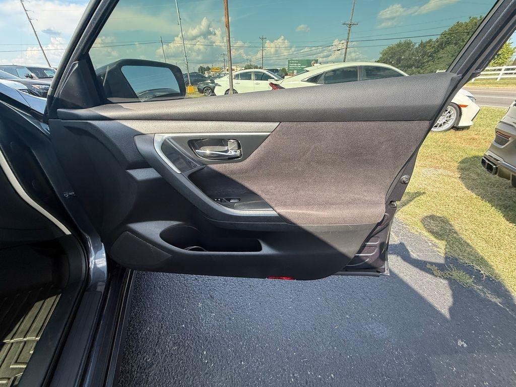 Nissan Altima 2.5 S 2013