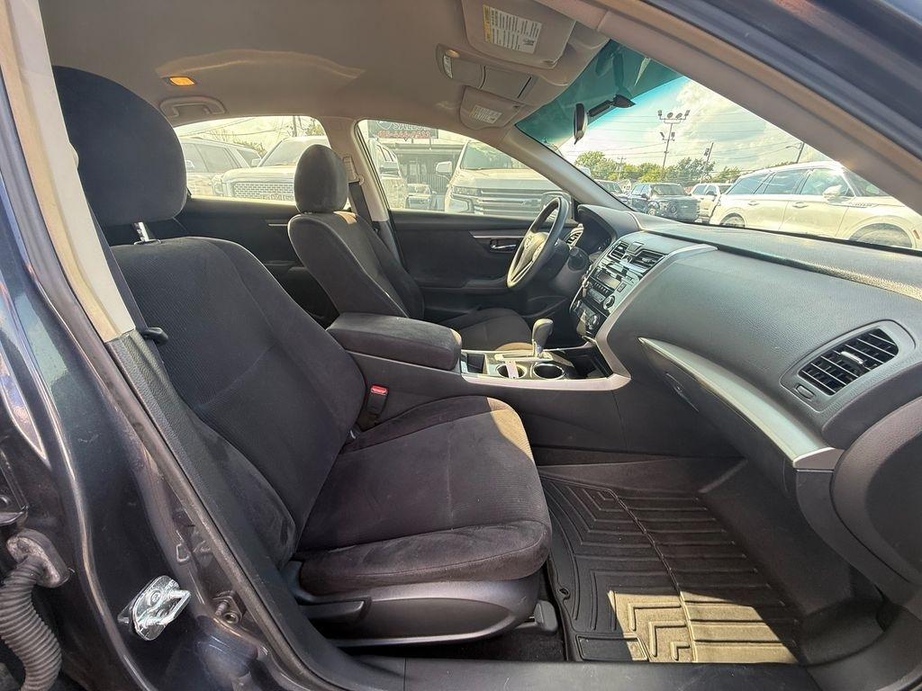 Nissan Altima 2.5 S 2013