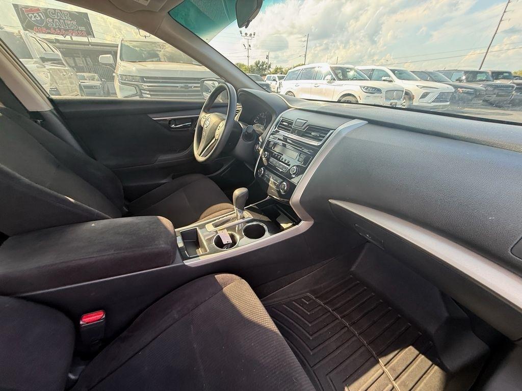 Nissan Altima 2.5 S 2013