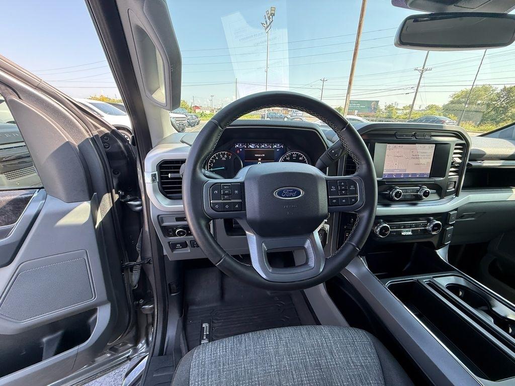 Ford F-150 XLT SuperCrew 5.5-ft. Bed 4WD 2023