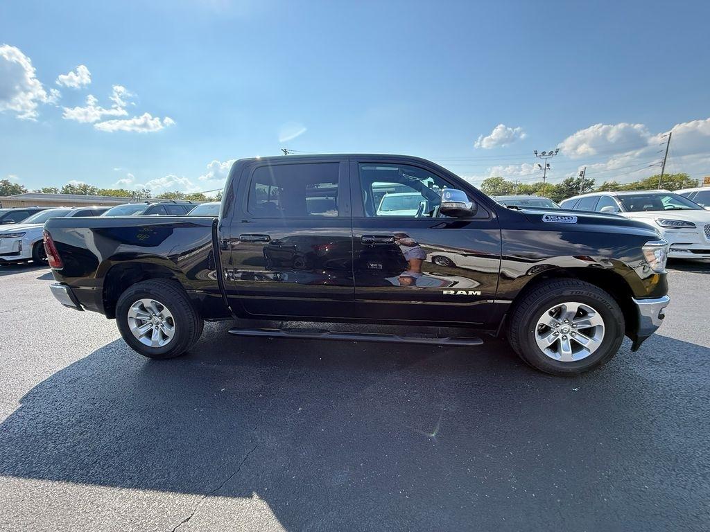 RAM 1500 Laramie Crew Cab SWB 4WD 2024