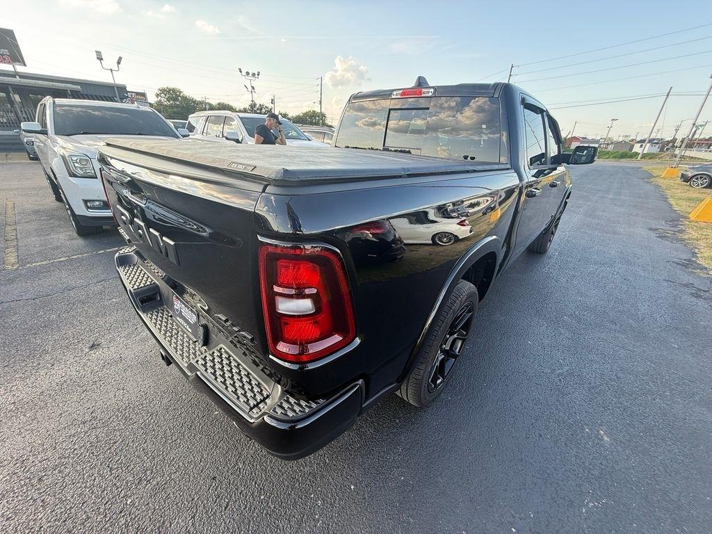 RAM 1500 Laramie Crew Cab SWB 4WD 2026