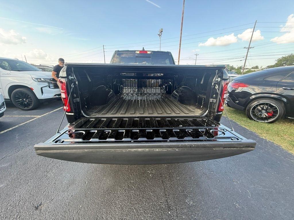 RAM 1500 Laramie Crew Cab SWB 4WD 2026
