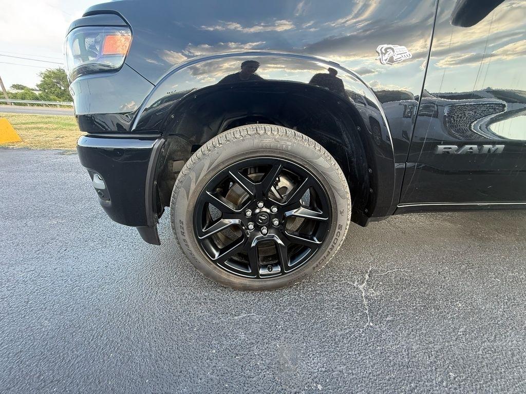 RAM 1500 Laramie Crew Cab SWB 4WD 2026