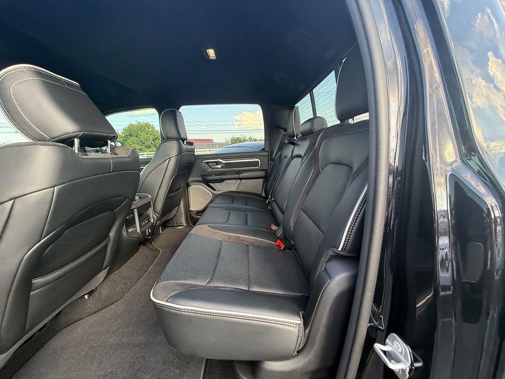 RAM 1500 Laramie Crew Cab SWB 4WD 2026