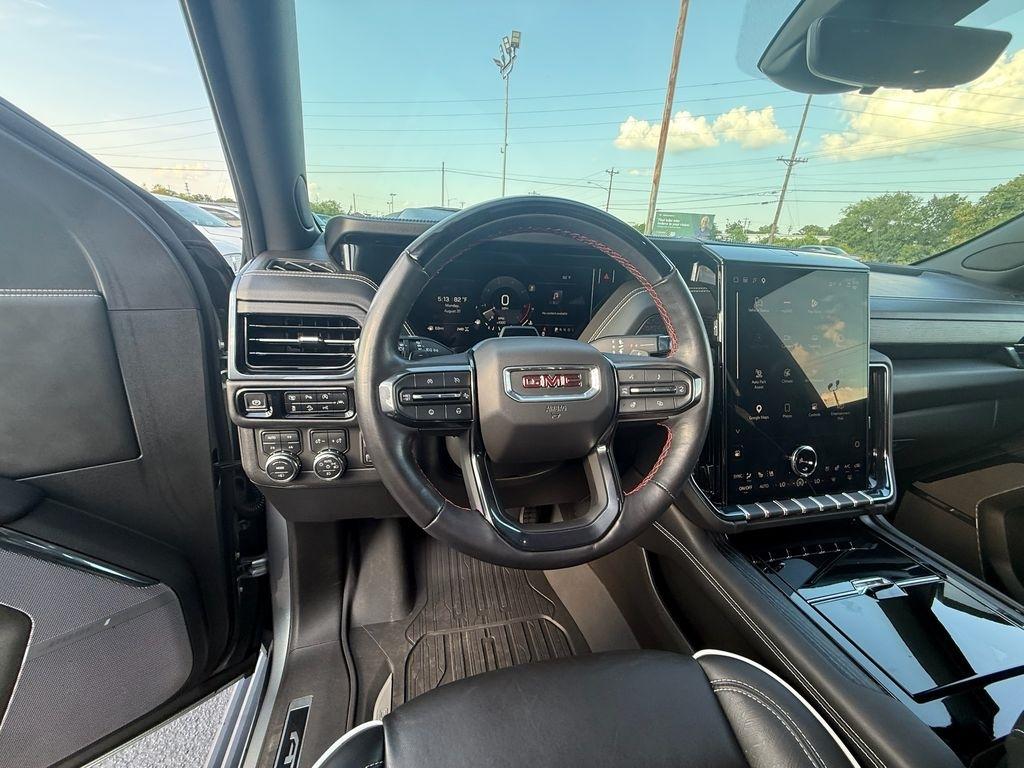 GMC Yukon AT4 Ultimate 4WD 2025