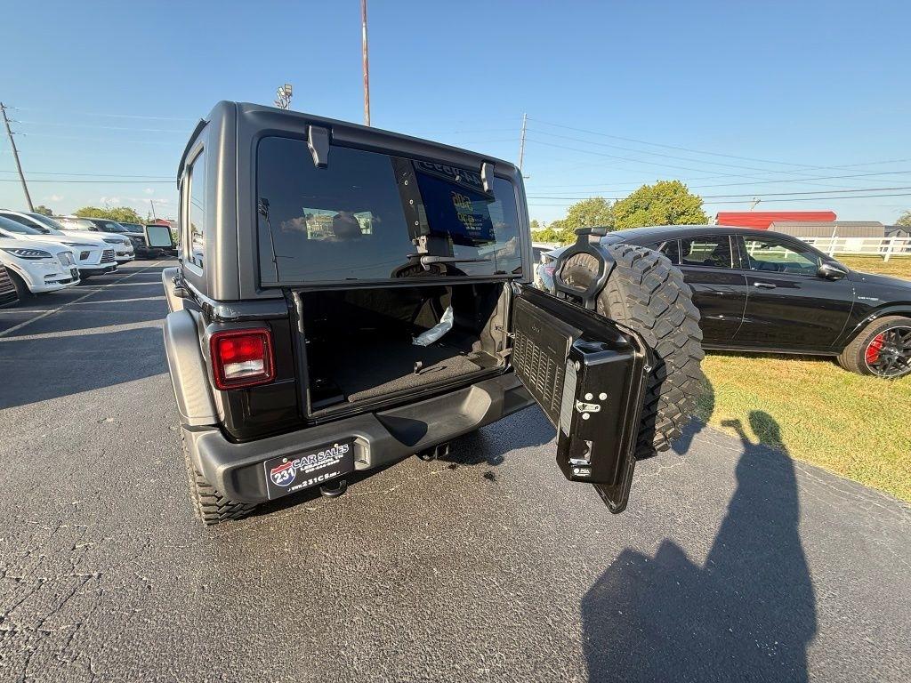 Jeep Wrangler Unlimited Sport 2023