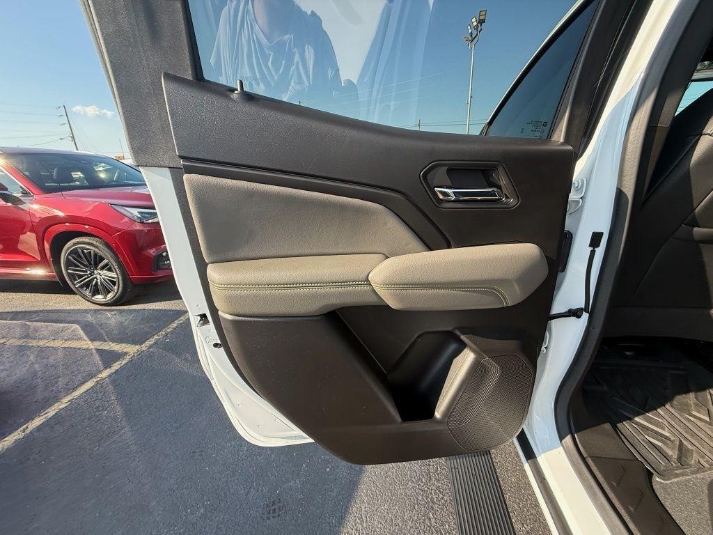 Chevrolet Colorado ZR2 Crew Cab 4WD 2024