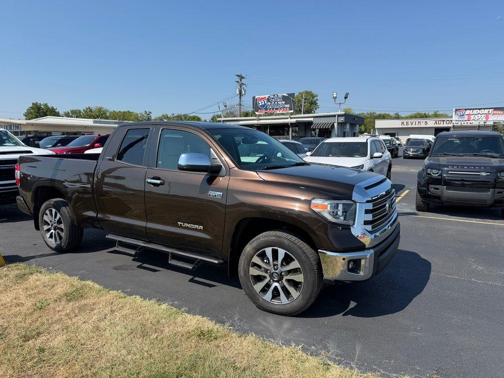 Toyota Tundra Limited 5.7L Double Cab 4WD 2021