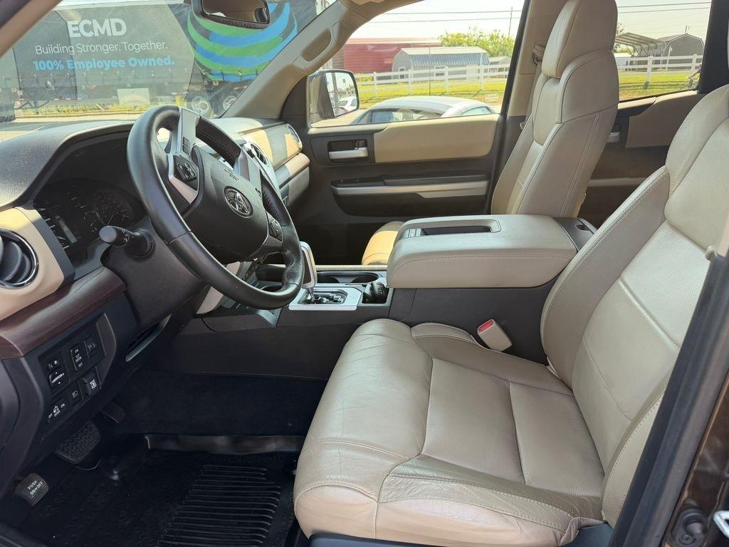 Toyota Tundra Limited 5.7L Double Cab 4WD 2021