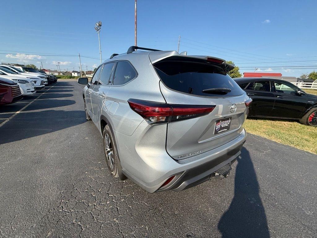 Toyota Highlander XLE Nav FWD V6 2021