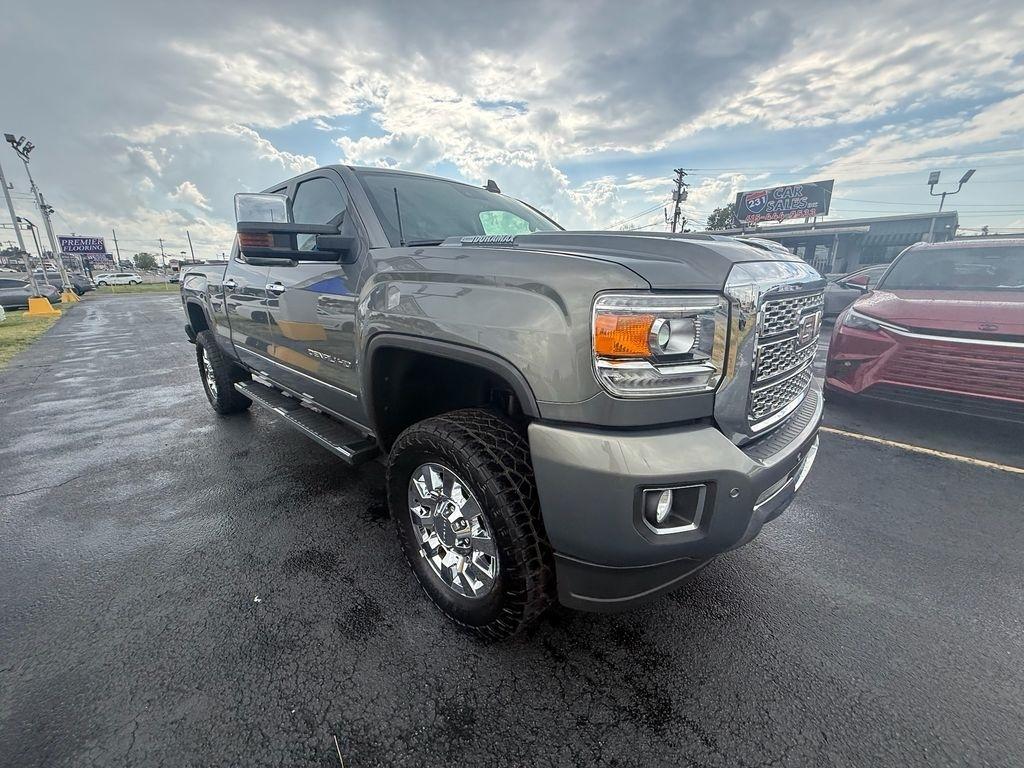 2018 GMC Sierra 2500HD Denali Crew Cab 4WD