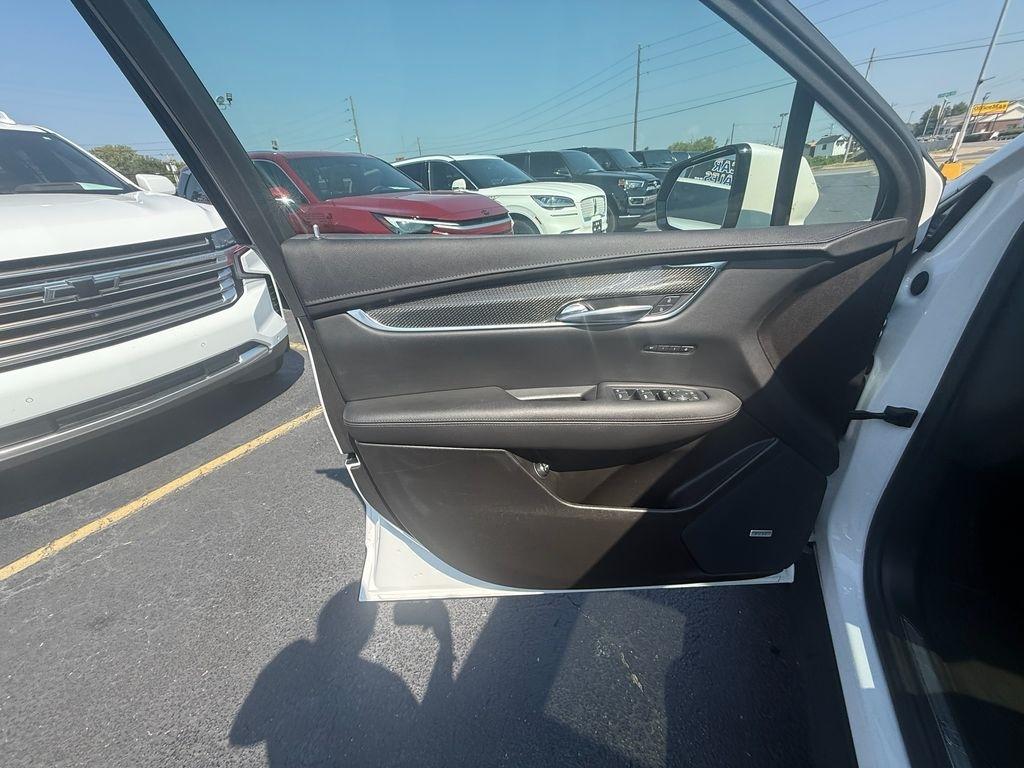 Cadillac XT5 Sport AWD 2022