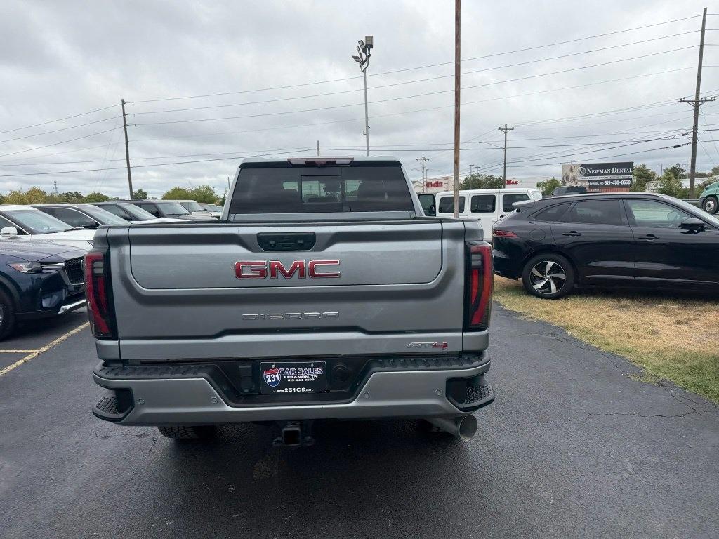 GMC Sierra 2500HD AT4 Crew Cab 4WD 2024