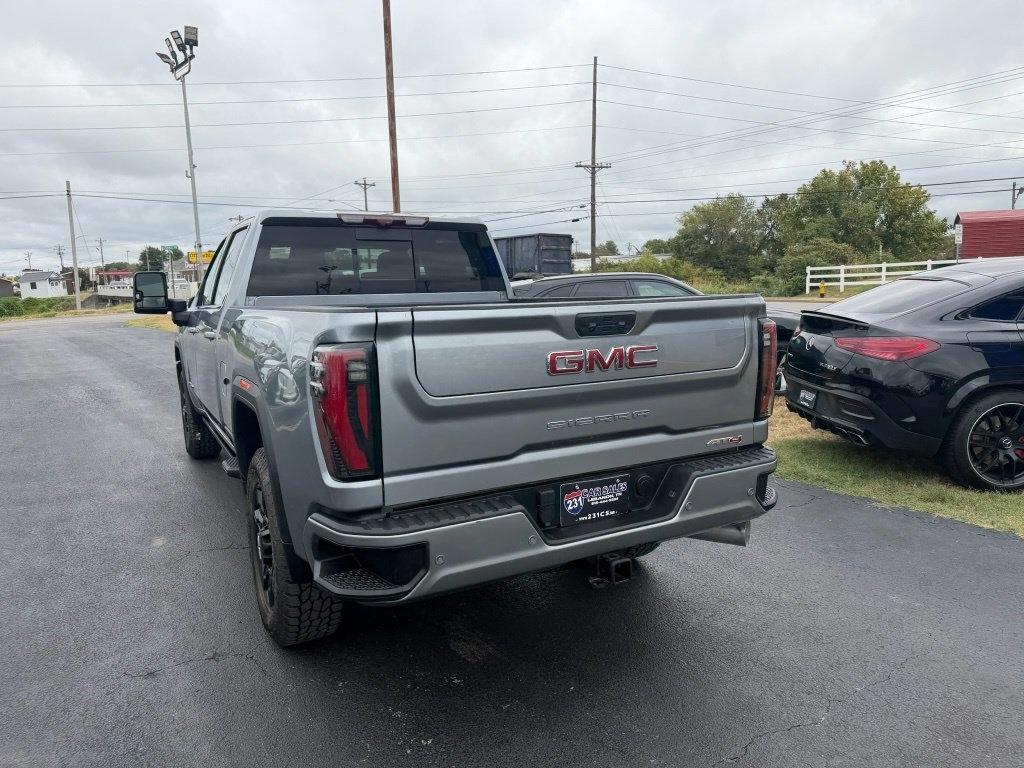 GMC Sierra 2500HD AT4 Crew Cab 4WD 2024