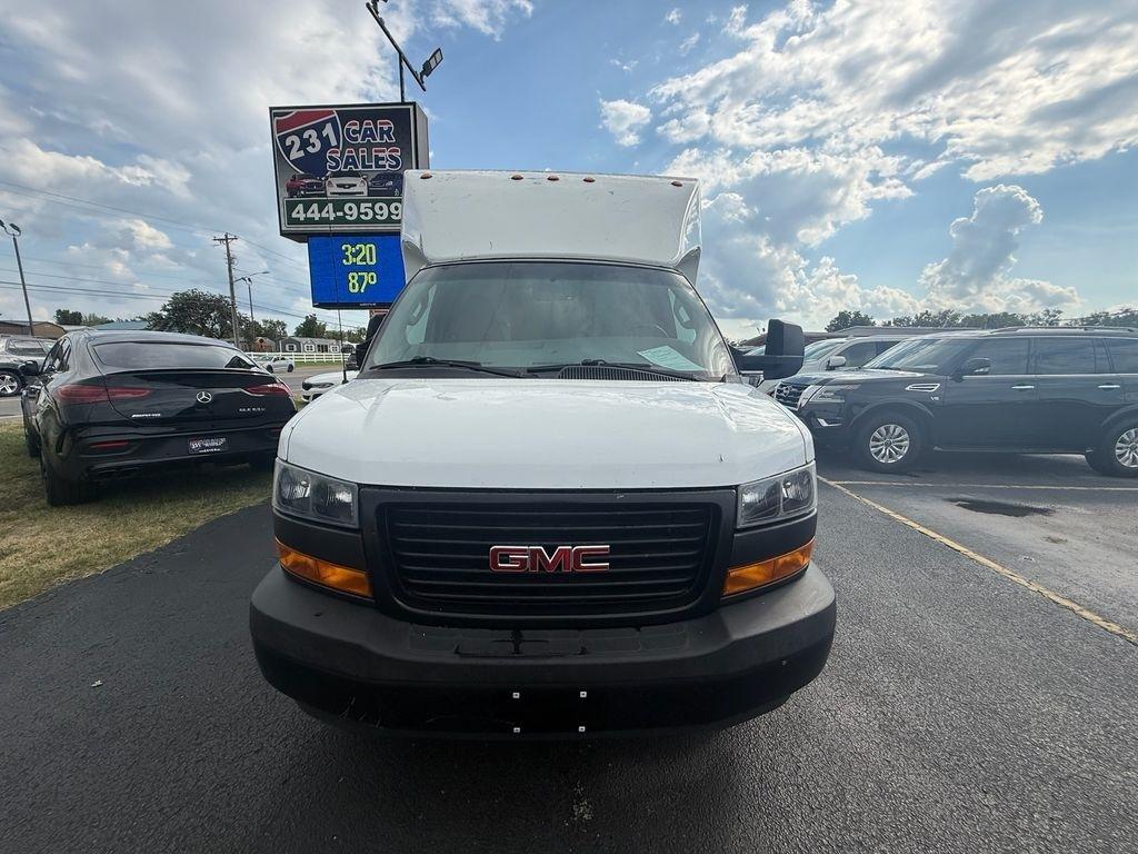 GMC Savana G3500 177 in. 2020