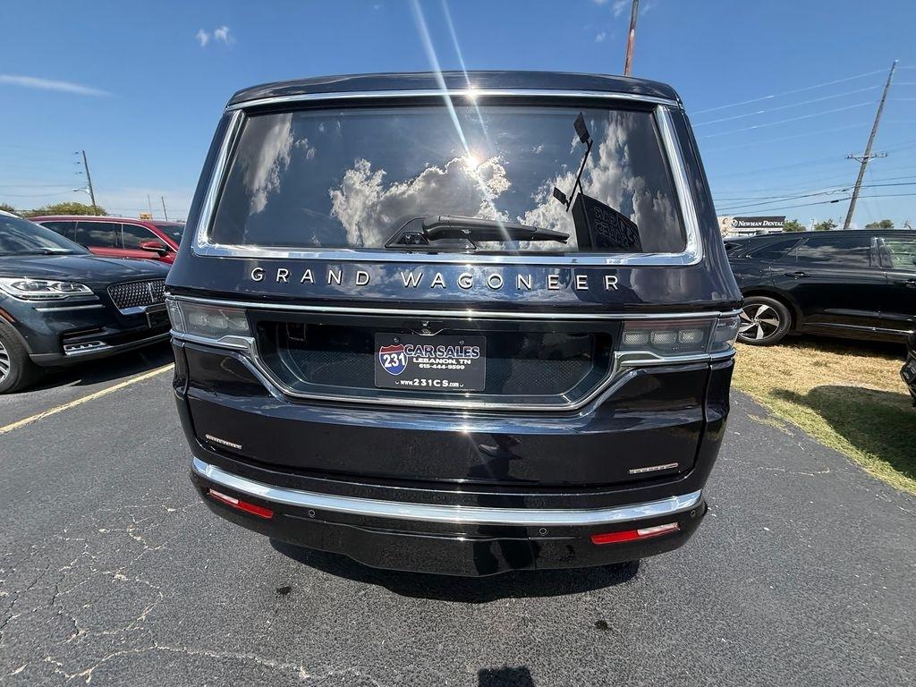 Jeep Grand Wagoneer Series III 4WD 2023