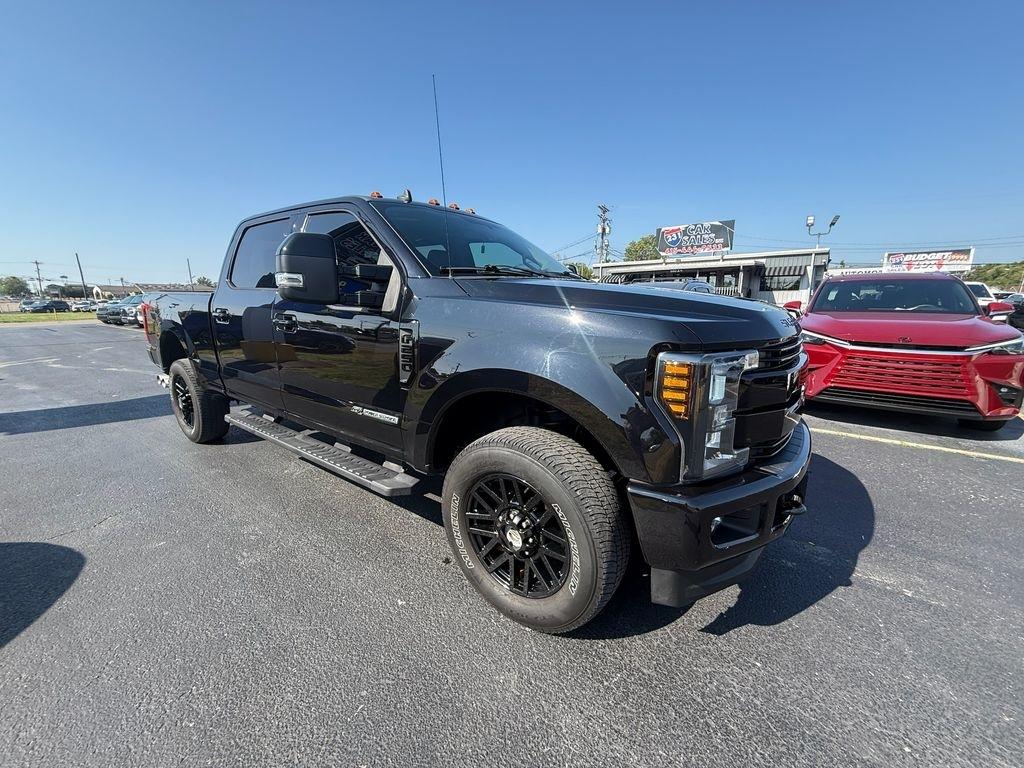 2019 Ford F-250 SD Lariat Crew Cab 4WD