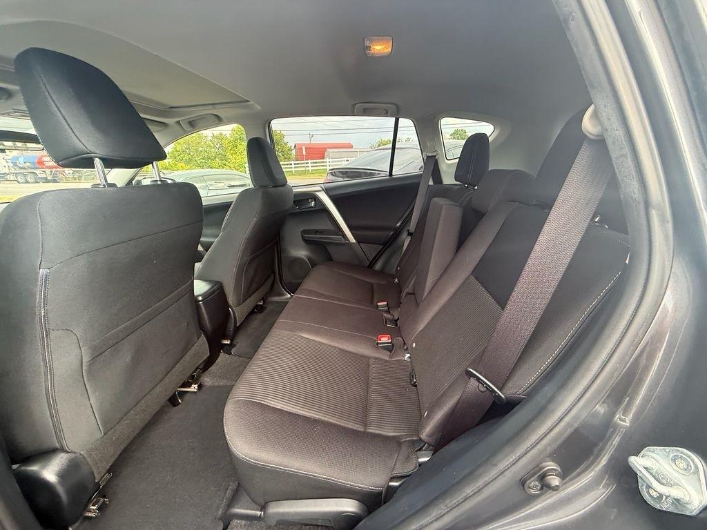Toyota RAV4 XLE AWD 2015