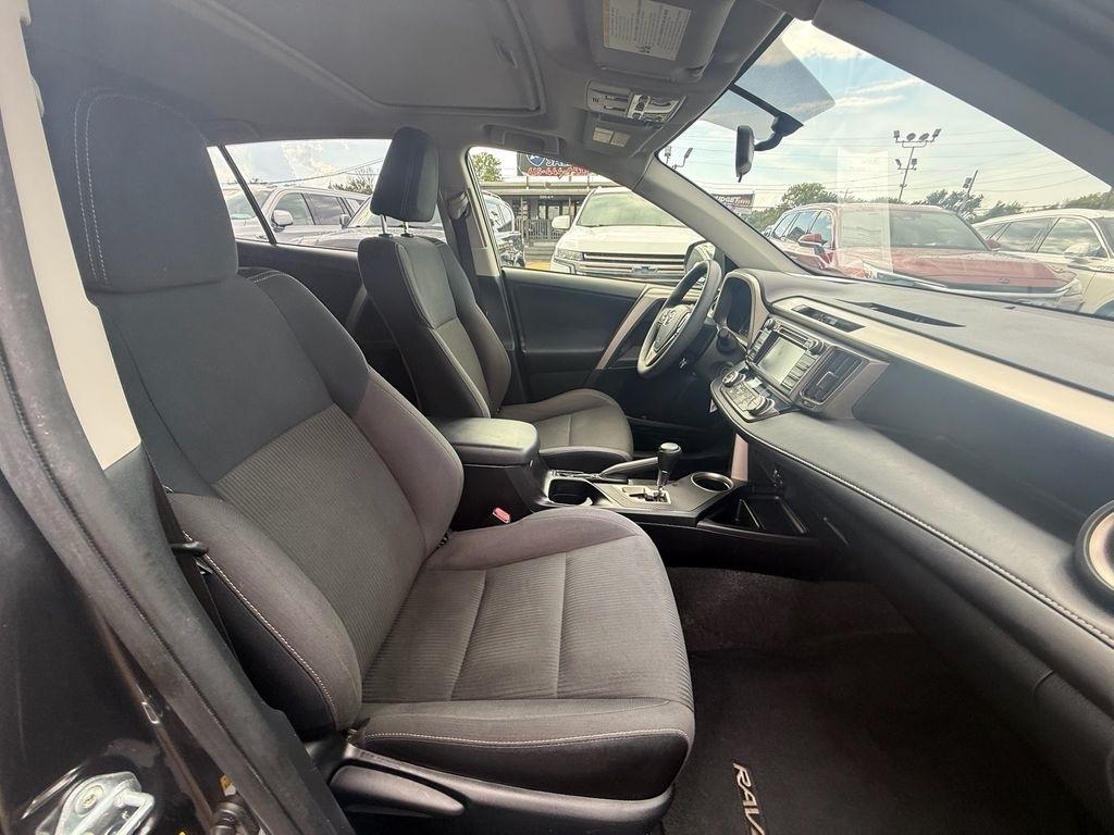 Toyota RAV4 XLE AWD 2015