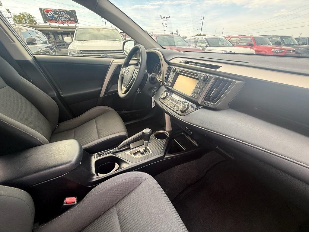Toyota RAV4 XLE AWD 2015