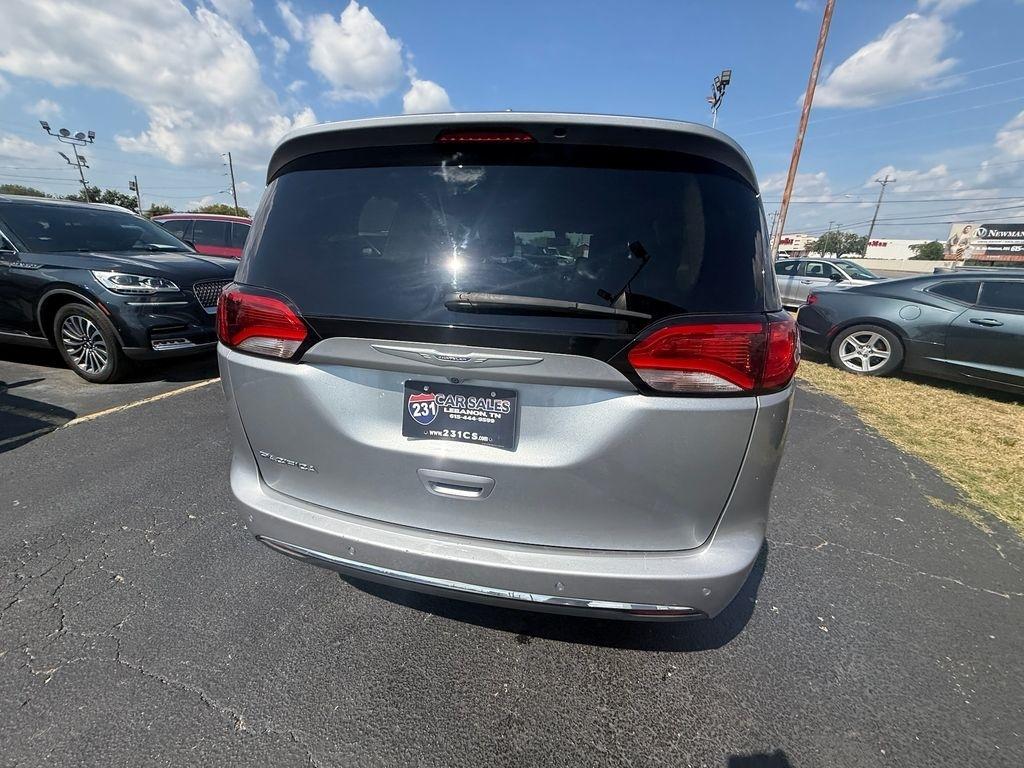 Chrysler Pacifica Touring-L Plus 2020