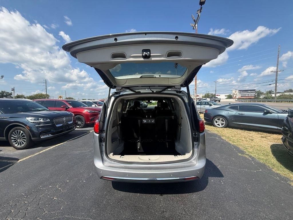 Chrysler Pacifica Touring-L Plus 2020
