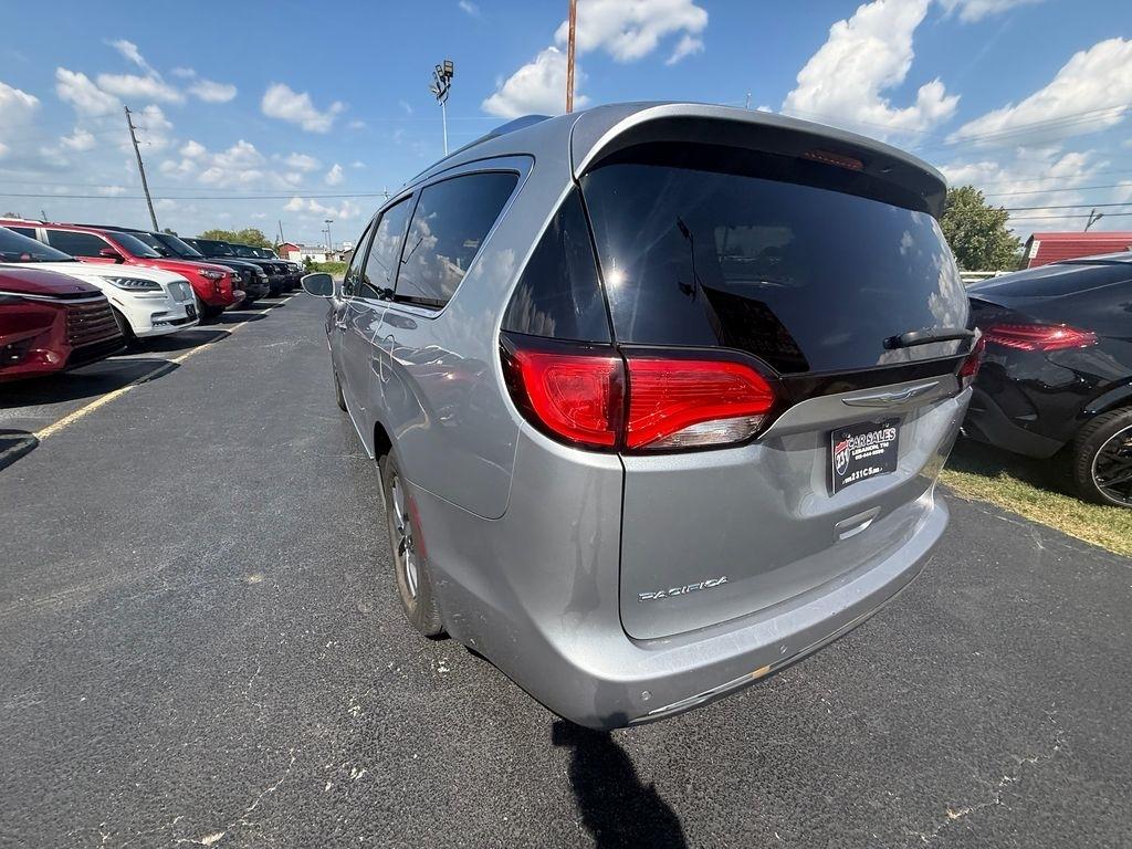 Chrysler Pacifica Touring-L Plus 2020