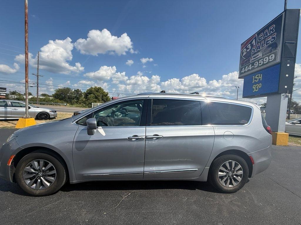 Chrysler Pacifica Touring-L Plus 2020