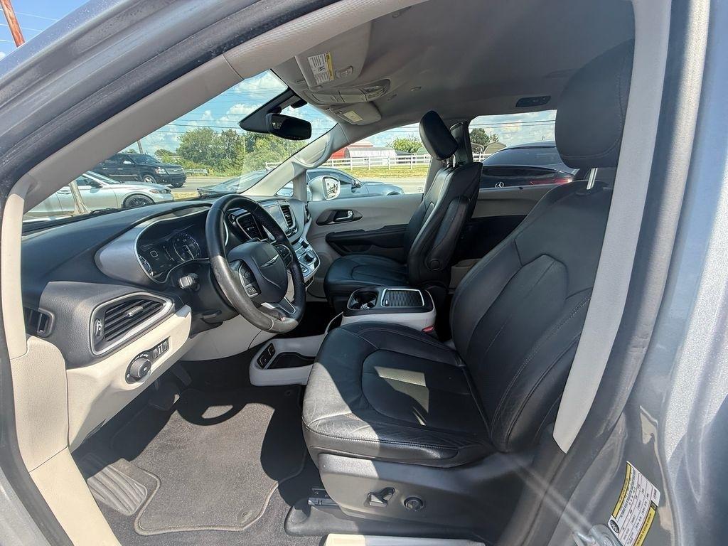 Chrysler Pacifica Touring-L Plus 2020