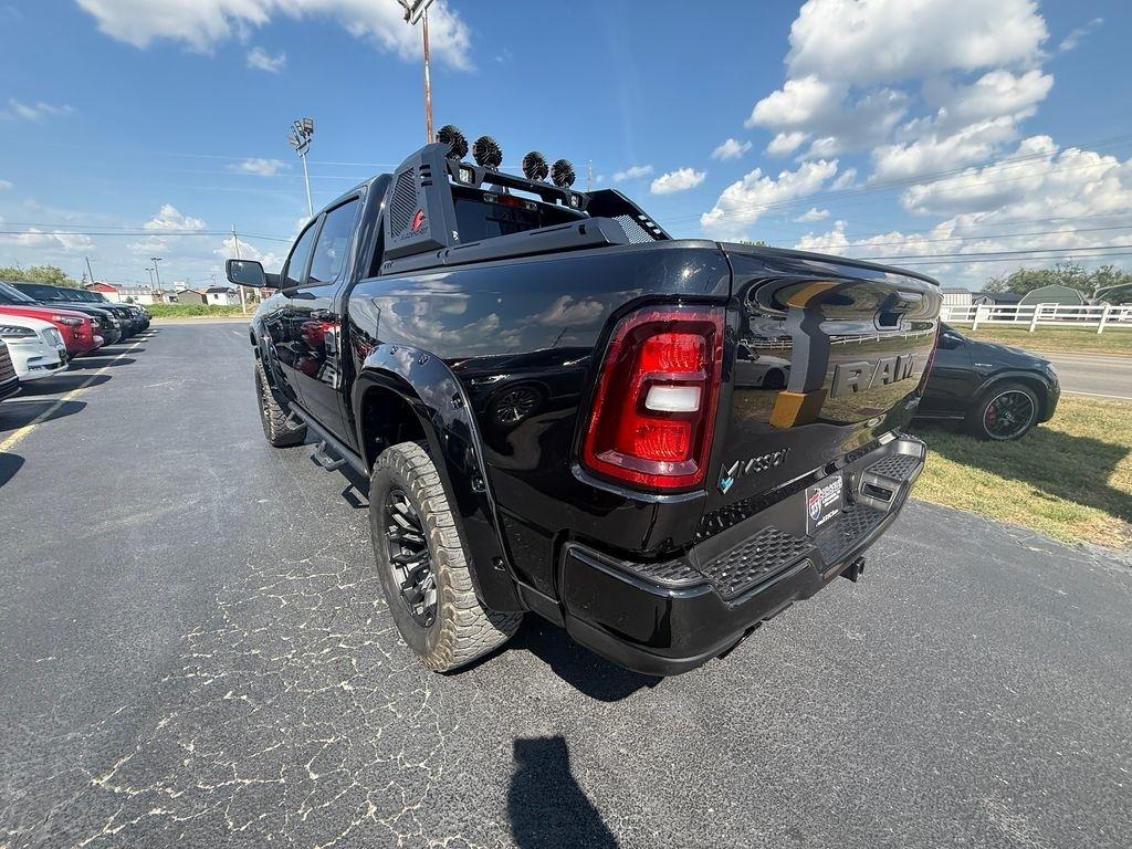 RAM 1500 Big Horn Crew Cab SWB 4WD 2026
