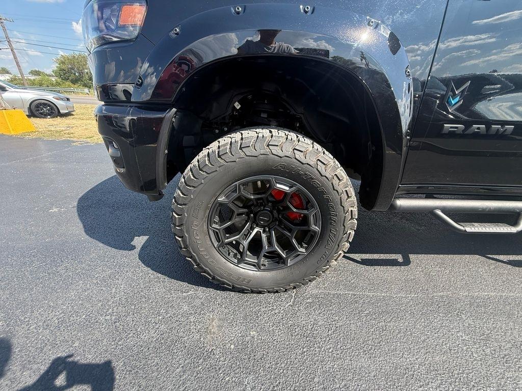 RAM 1500 Big Horn Crew Cab SWB 4WD 2026