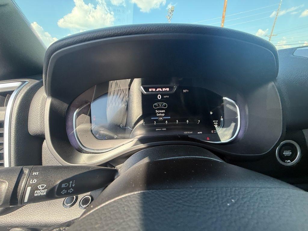 RAM 1500 Big Horn Crew Cab SWB 4WD 2026