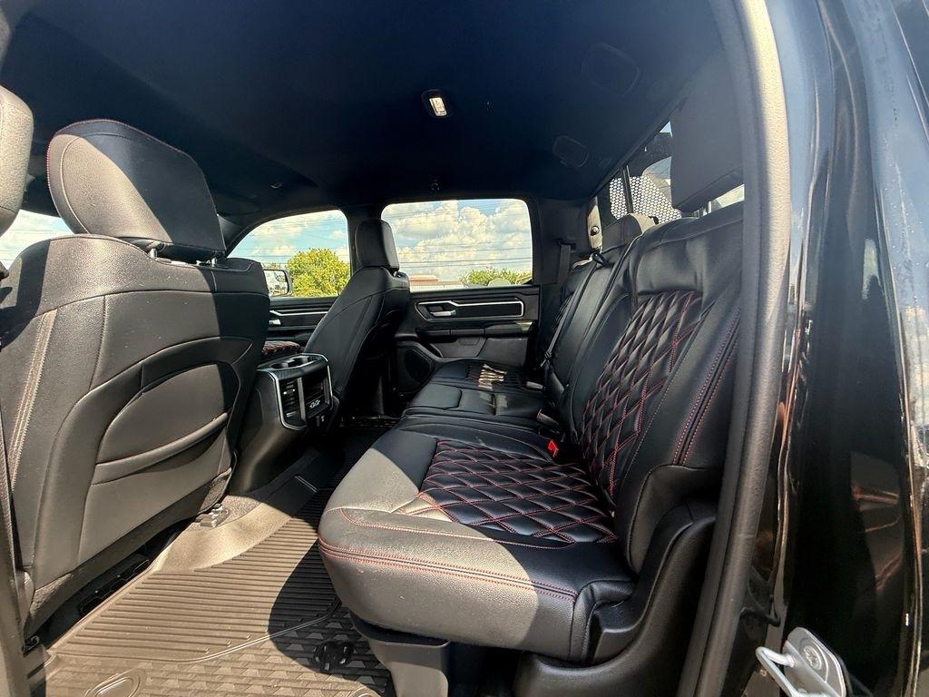 RAM 1500 Big Horn Crew Cab SWB 4WD 2026