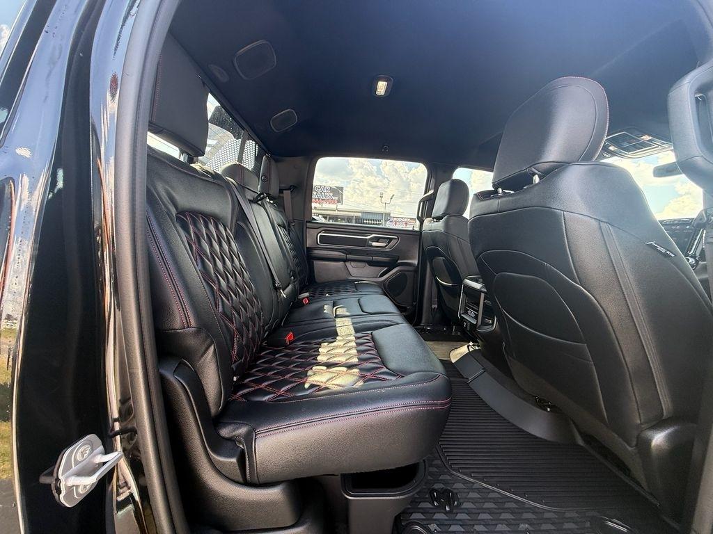 RAM 1500 Big Horn Crew Cab SWB 4WD 2026
