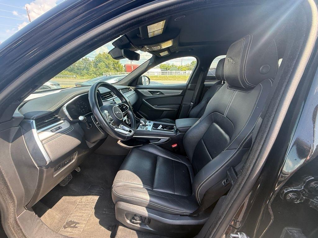 Jaguar F-Pace P250 R-Dynamic S 2025