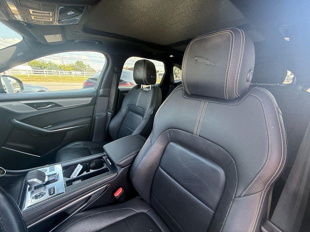 Jaguar F-Pace P250 R-Dynamic S 2025