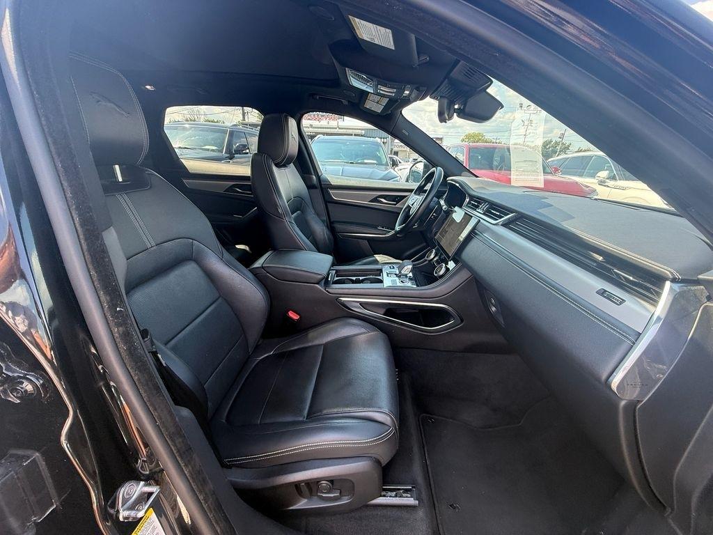 Jaguar F-Pace P250 R-Dynamic S 2025