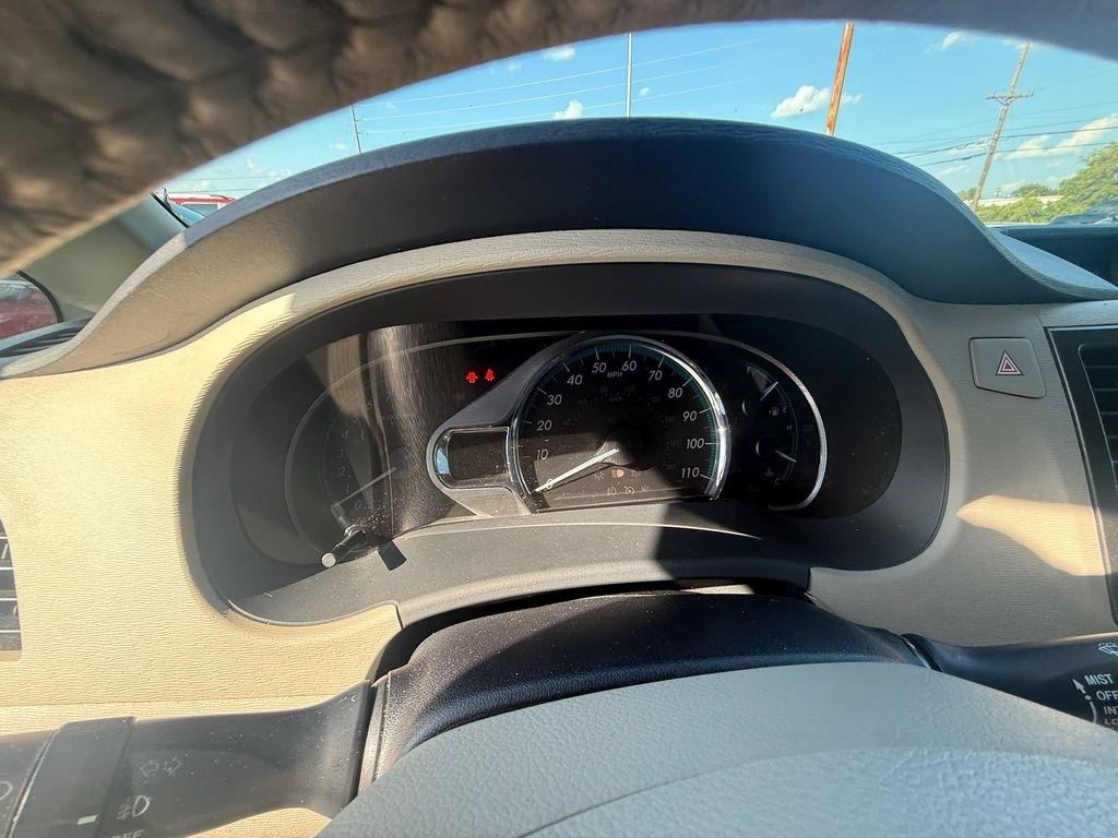 Toyota Sienna XLE FWD 8-Passenger V6 2014
