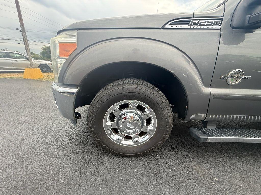Ford F-250 SD Lariat Crew Cab 2WD 2013