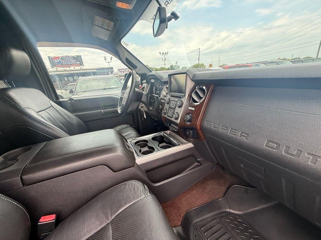 Ford F-250 SD Lariat Crew Cab 2WD 2013