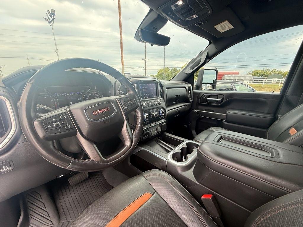 GMC Sierra 2500HD AT4 Crew Cab 4WD 2020