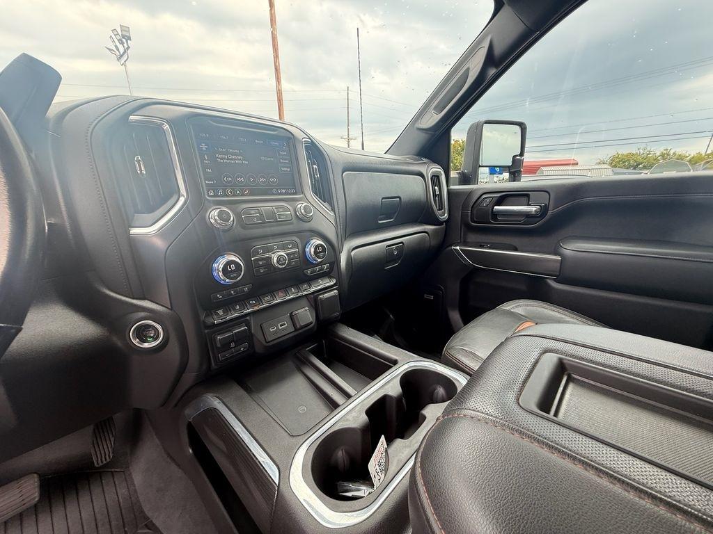 GMC Sierra 2500HD AT4 Crew Cab 4WD 2020