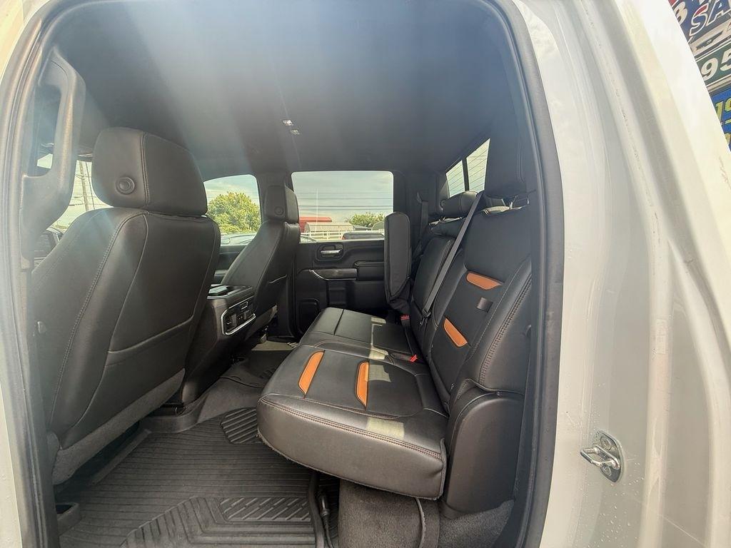 GMC Sierra 2500HD AT4 Crew Cab 4WD 2020