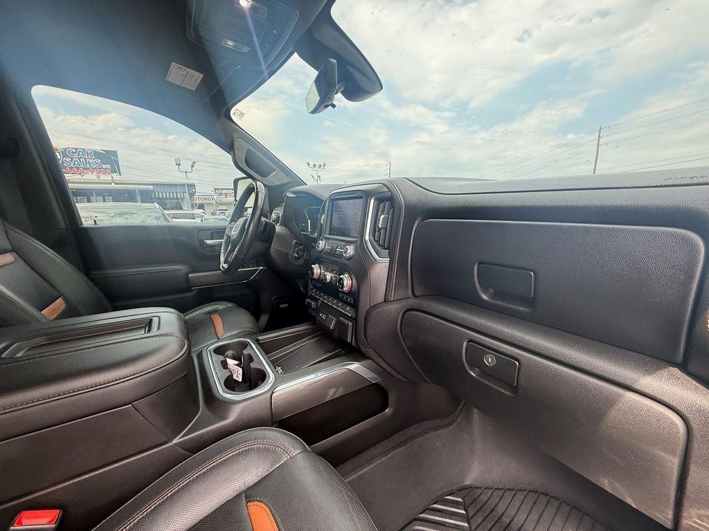 GMC Sierra 2500HD AT4 Crew Cab 4WD 2020