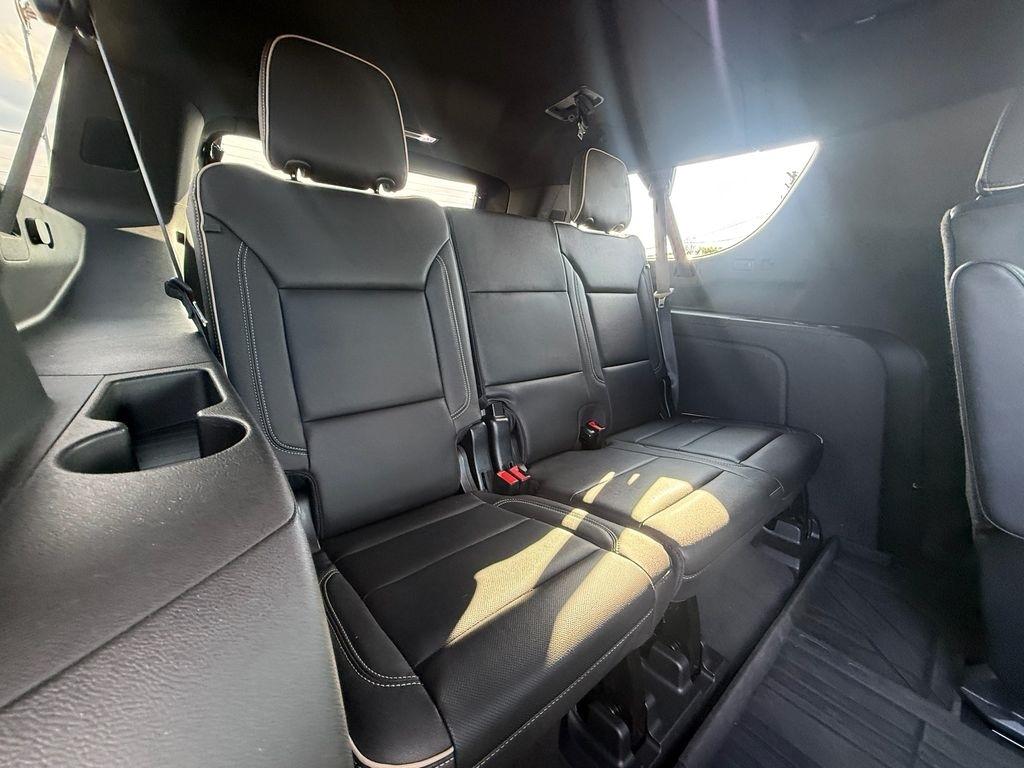 Chevrolet Suburban Premier 4WD 2023